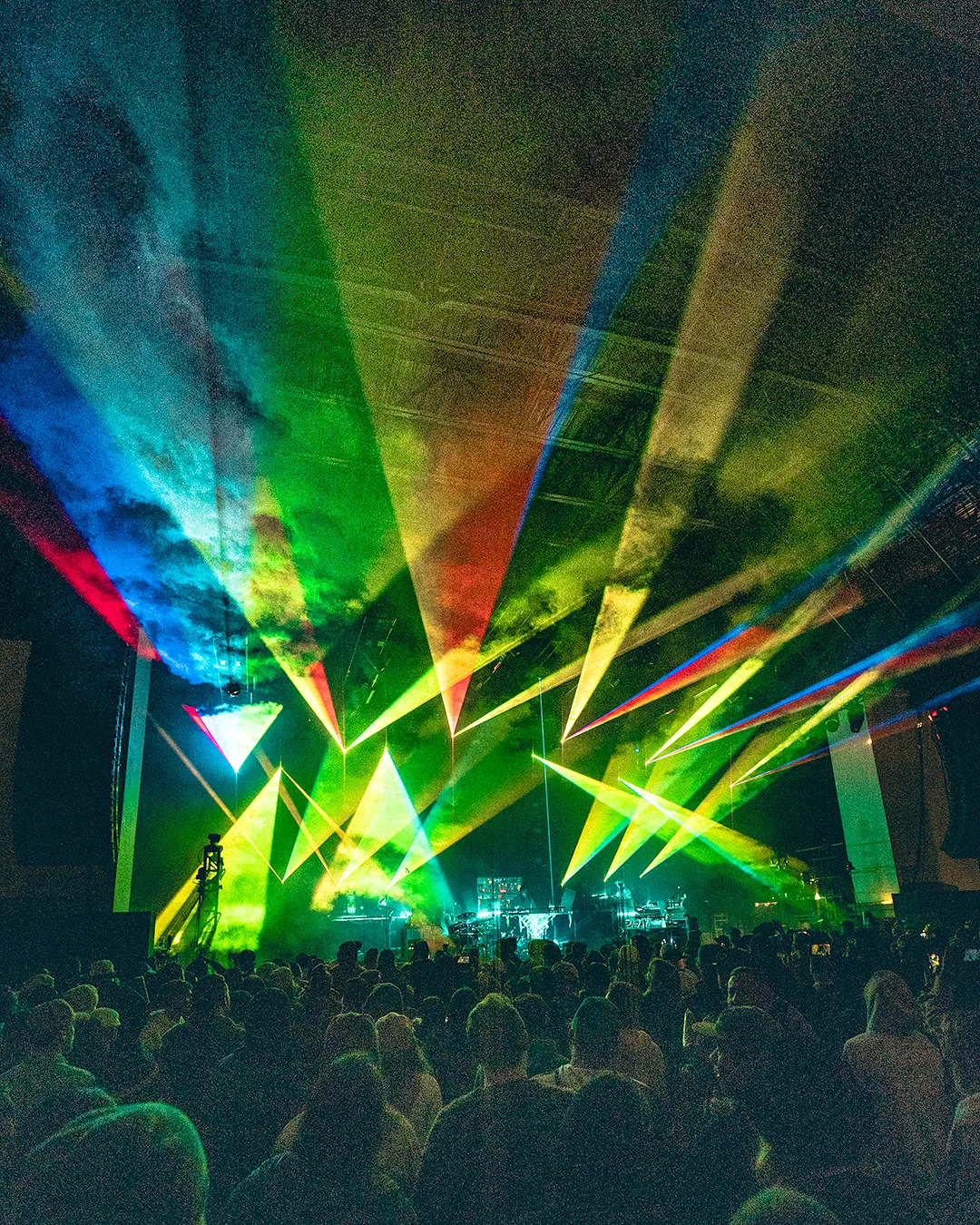 Pretty Lights laser show at St. Augustine Amphitheatre - broadcast quality concert footage